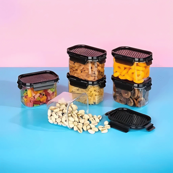 2Seven Airtight Kitchen containers Plastic Square Container Set for Kitchen Storage (Set of 6, 700ML)